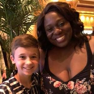 Meet your Posher, Kelvette